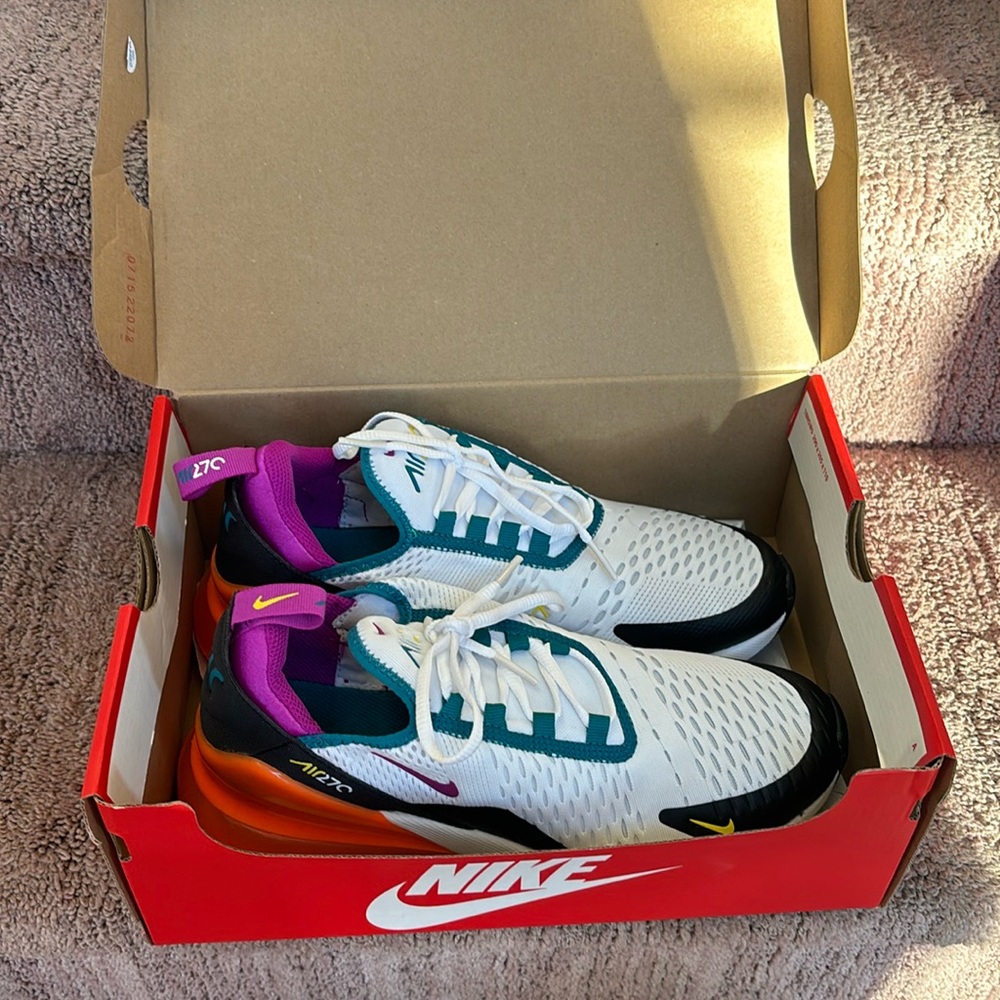 Air Max 270 Sneakers in White. Black, & Hot Punch
Nike